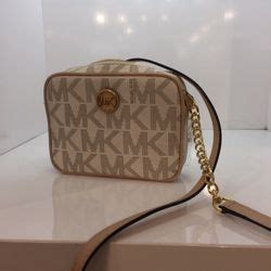 michael kors citadel outlet sales|michael Kors Outlet.